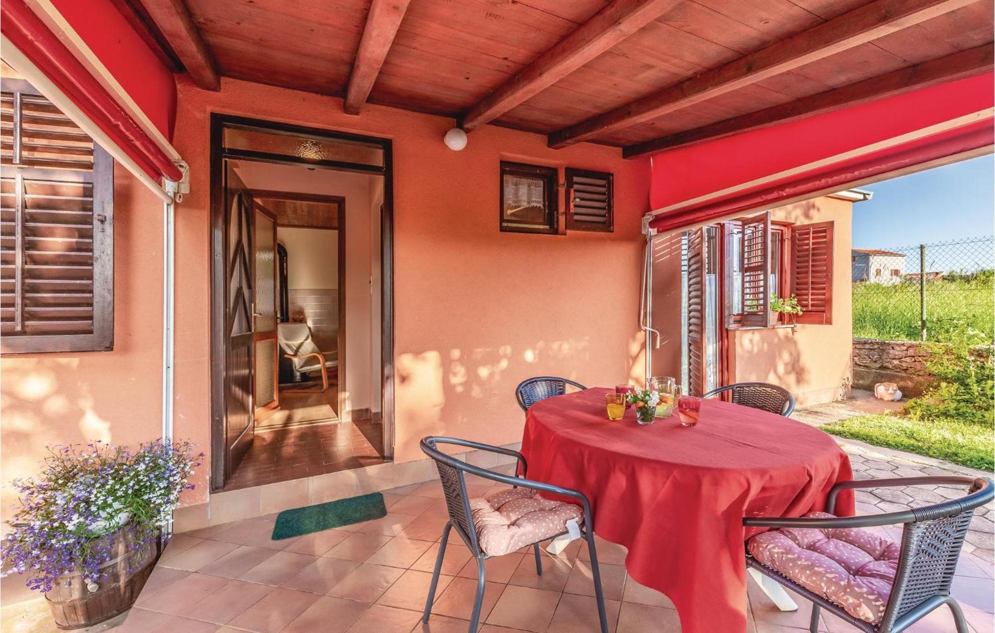 1 Bedroom Pet Friendly Home In Šišan Buitenkant foto